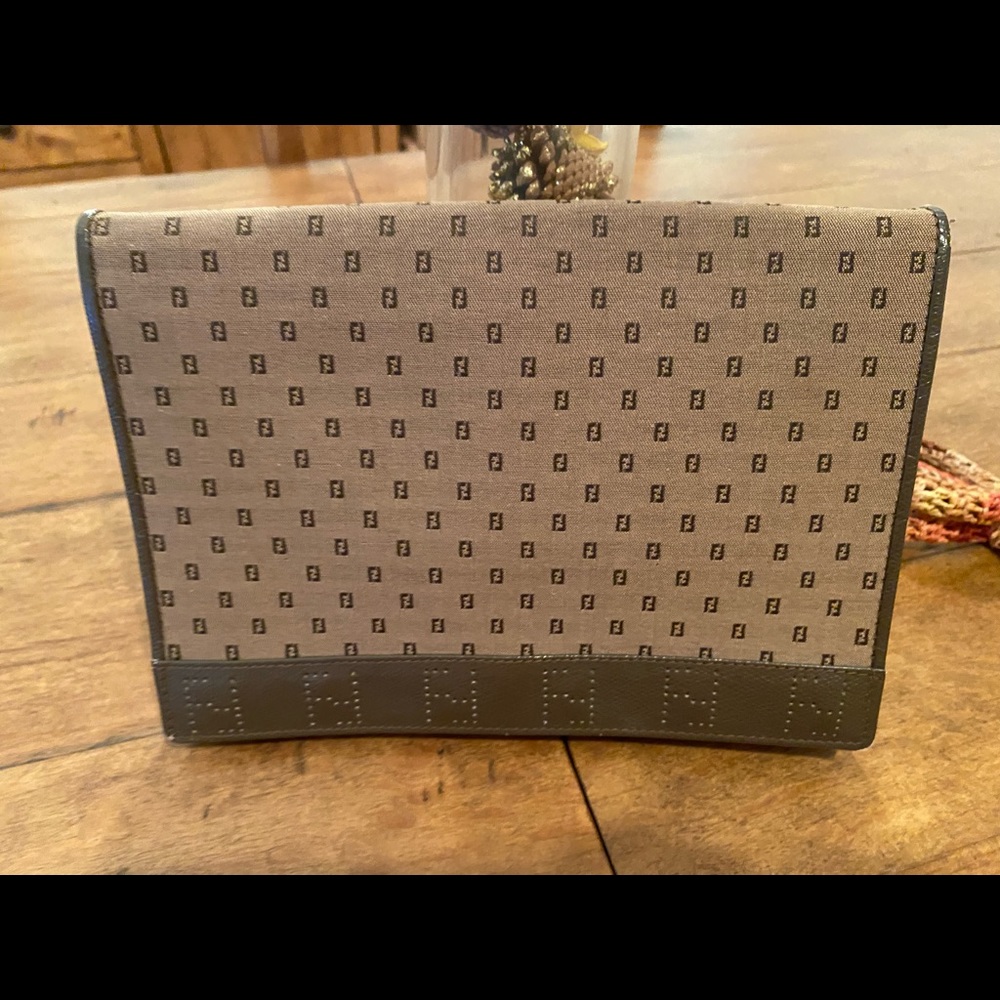 Fendi crossbody / clutch